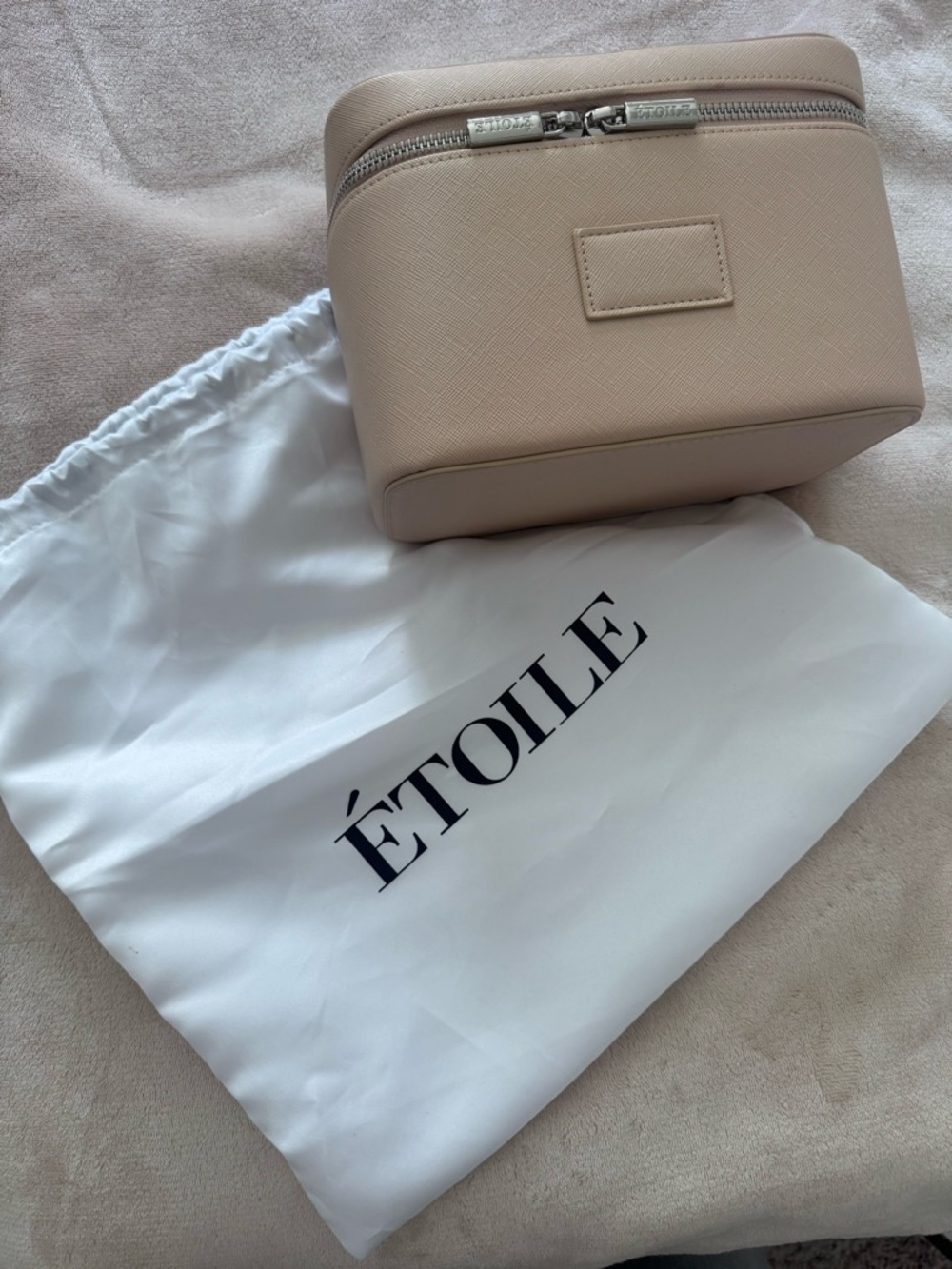 Étoile Beige Structured Cosmetic Case - Neutral Travel Makeup Bag